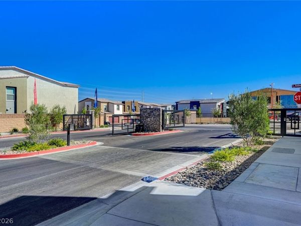 6923 Honor Hill Street, Las Vegas, NV 89166