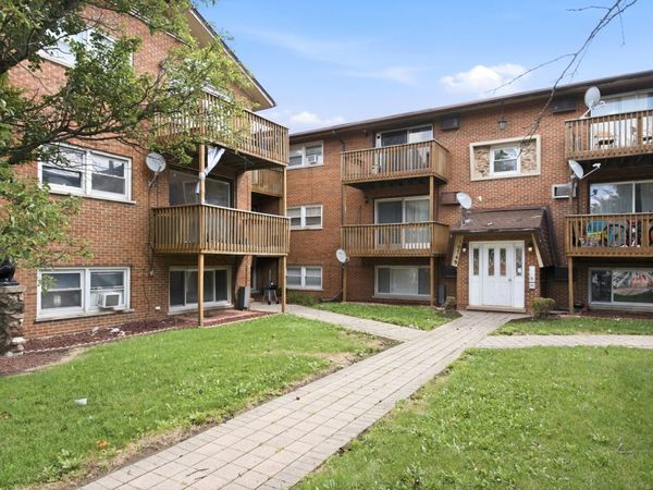 10747 S Harlem Avenue , Unit 2A, Worth, IL 60482