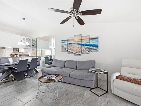 2041 Pine Isle LN, Unit 2041, NAPLES, FL 34112