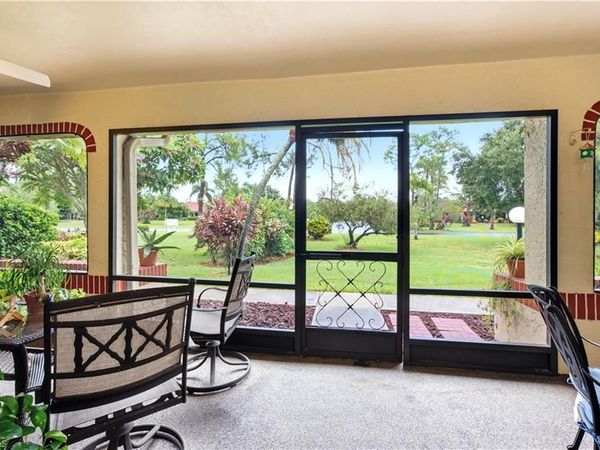 2041 Pine Isle LN, Unit 2041, NAPLES, FL 34112