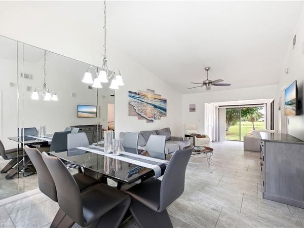 2041 Pine Isle LN, Unit 2041, NAPLES, FL 34112