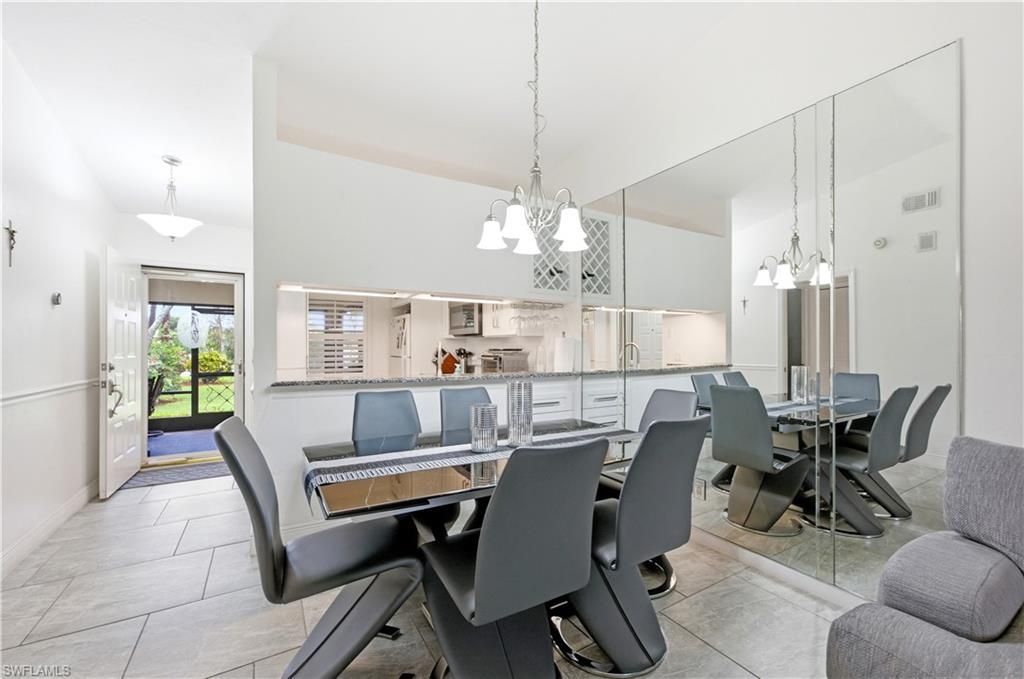 2041 Pine Isle Ln, Unit 2041, Naples, FL 34112 Photo