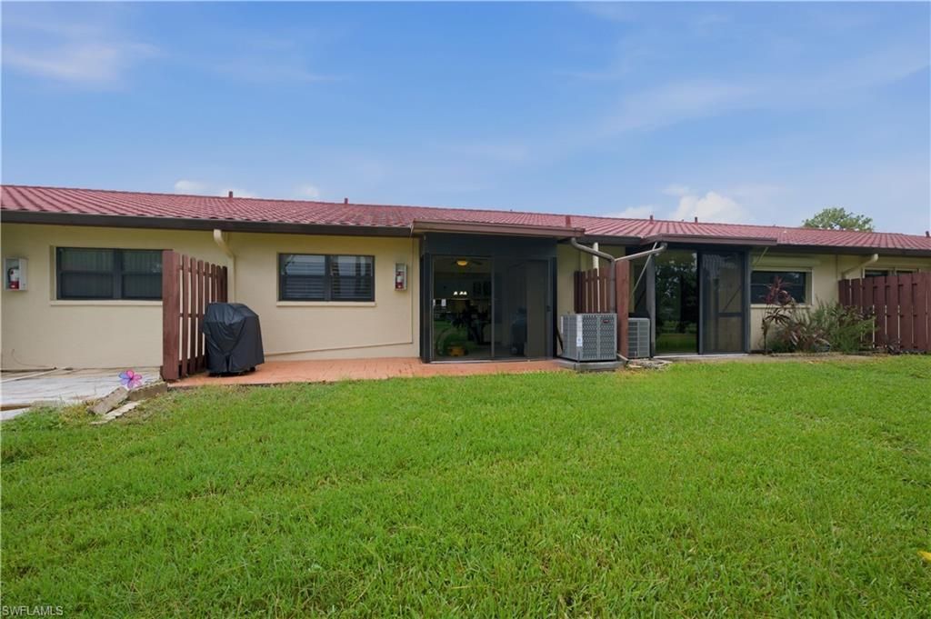 2041 Pine Isle Ln, Unit 2041, Naples, FL 34112 Photo