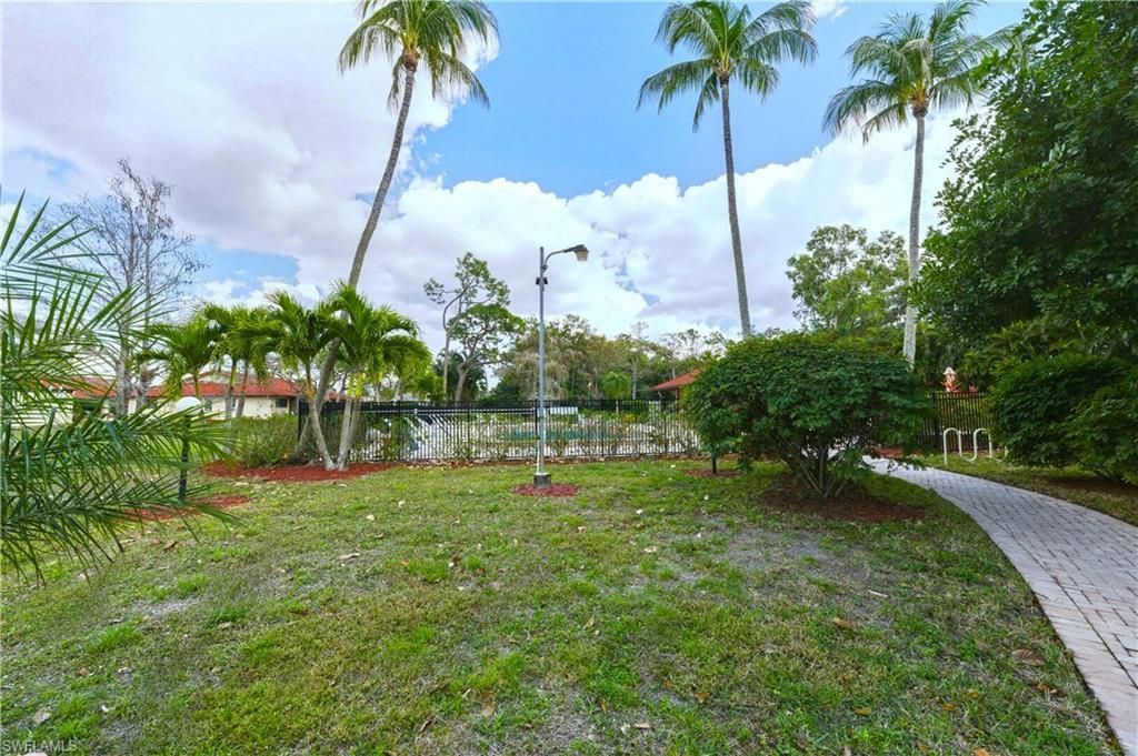 2041 Pine Isle Ln , Unit 2041, Naples, FL 34112 Photo