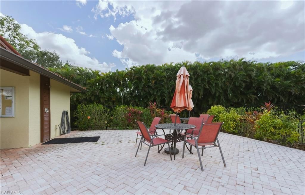2041 Pine Isle Ln, Unit 2041, Naples, FL 34112 Photo