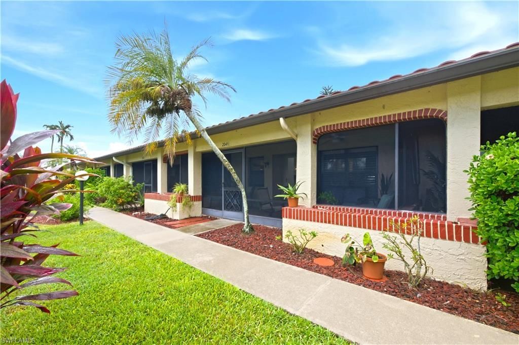 2041 Pine Isle Ln, Unit 2041, Naples, FL 34112 Photo