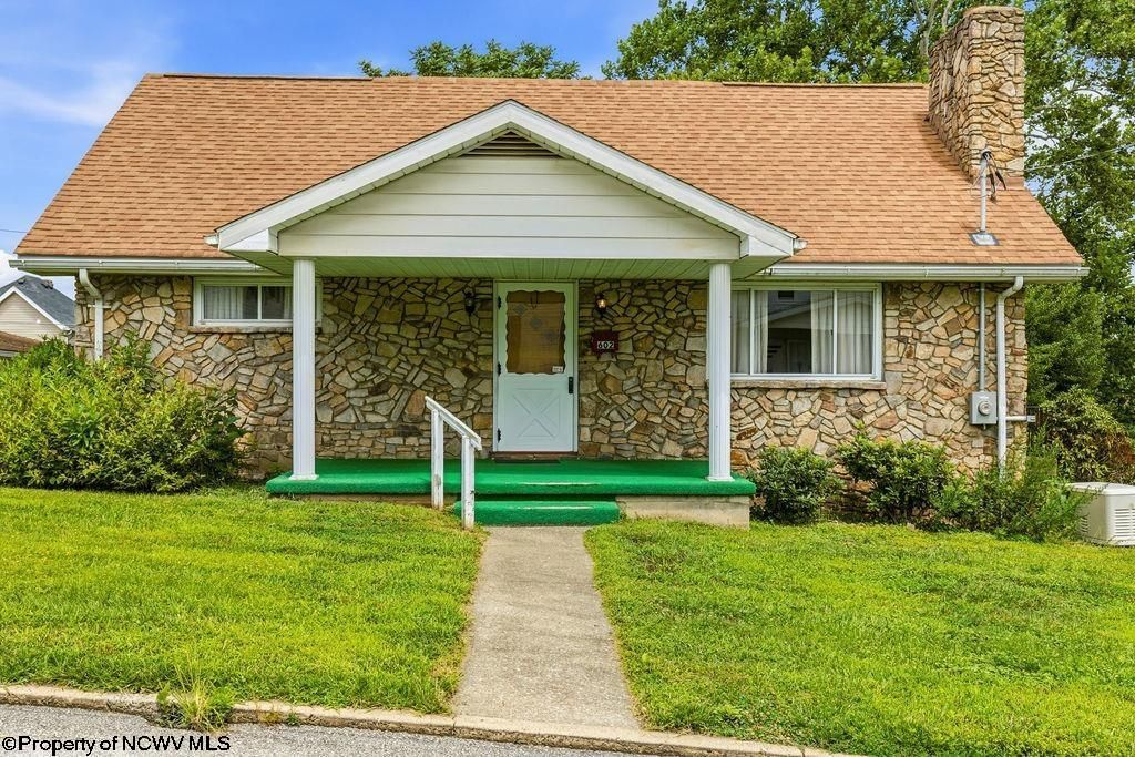 602 Ohio Avenue, Fairmont, WV 26554 Main Photo