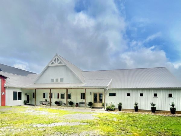 105 McKinney Rd , Gordonsville, TN 38563