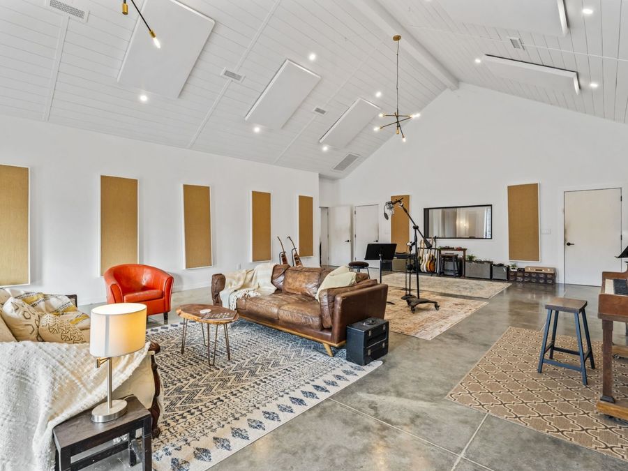 Property Image 69