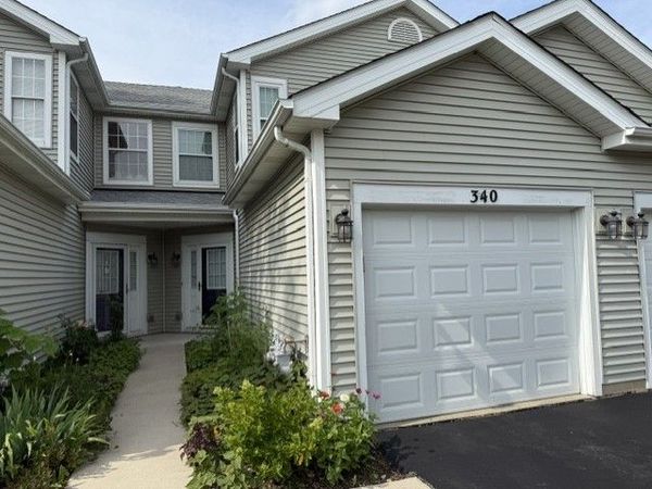 340 Glen Leven Court , Schaumburg, IL 60194