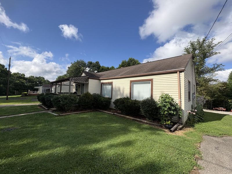 24 Judith Street, Dry Ridge, KY 41035 Photo 1