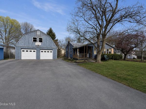 42 Indiana Avenue, Queensbury, NY 12804