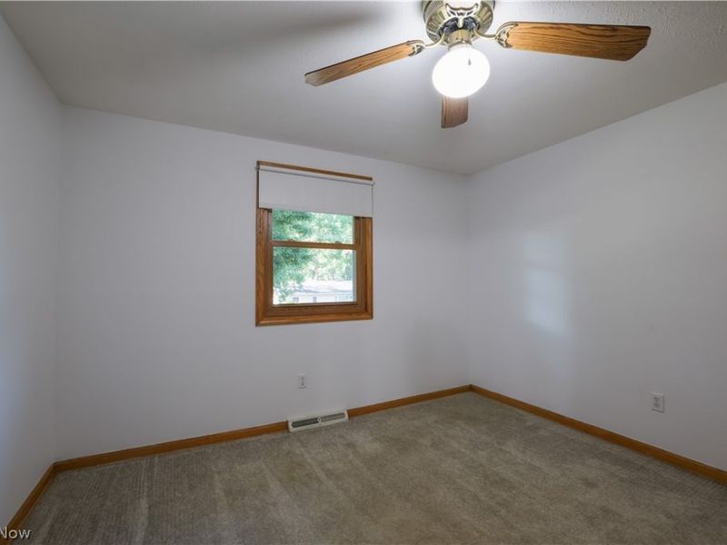 335 Tolbert Street , Wadsworth, OH 44281 Photo 20