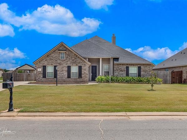 574 Brunswick Gardens, Haughton, LA 71037