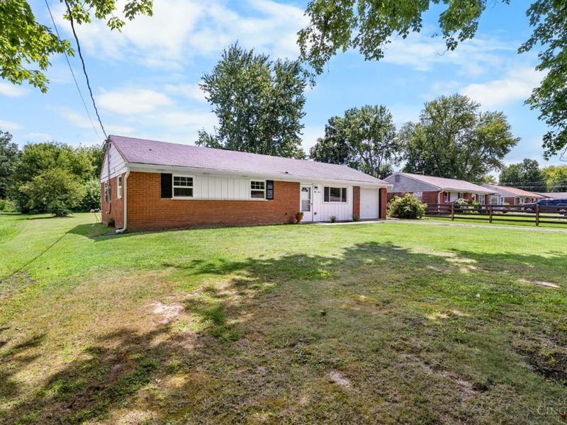 53 Sutton Lane, Stonelick Twp, OH 45122 Photo 2