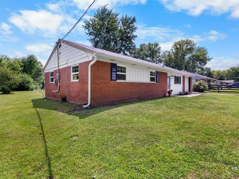 53 Sutton Lane, Stonelick Twp, OH 45122 Photo 4