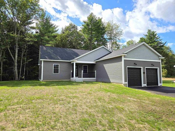 871 Salmon Falls Road, Rochester, NH 03868