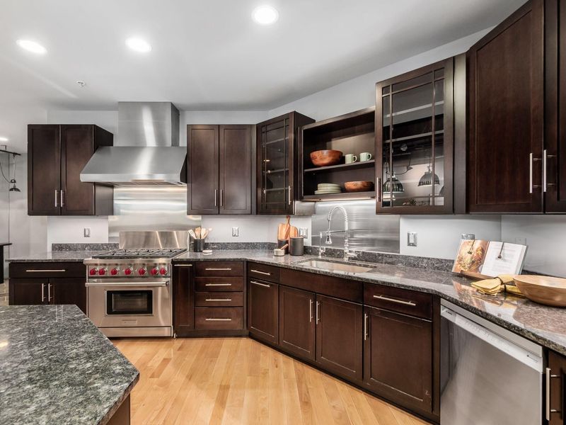 17 W 3rd Avenue, Unit 212, Columbus, OH 43201 Photo 11