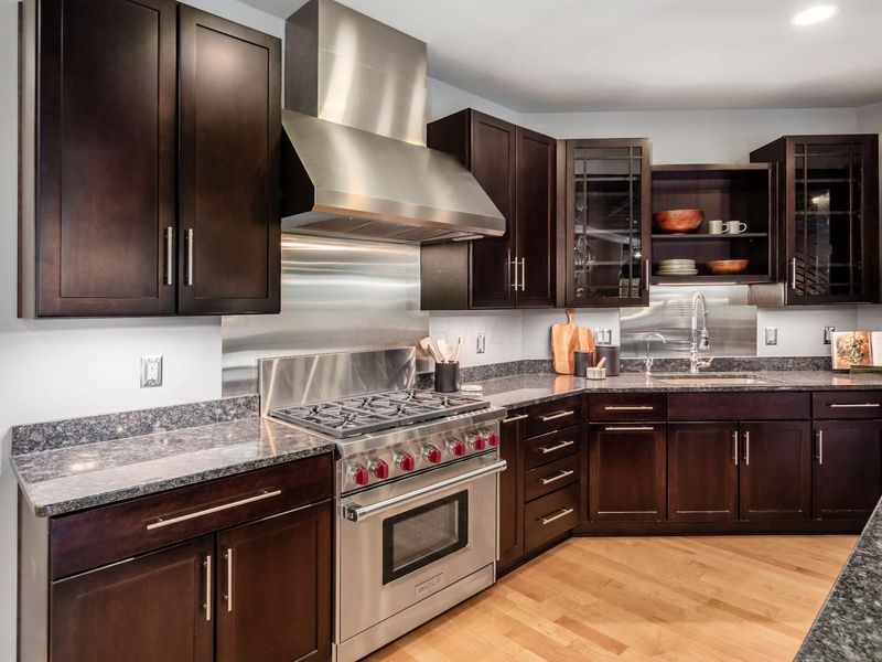 17 W 3rd Avenue, Unit 212, Columbus, OH 43201 Photo 8