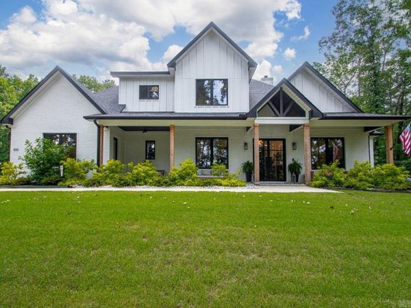 810 Caddo Drive , Benton, AR 72019