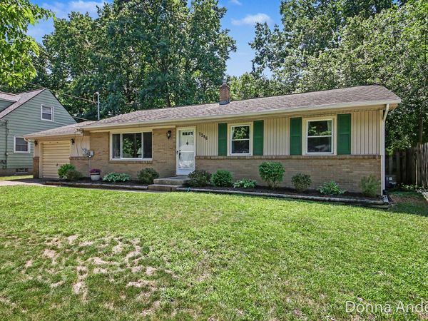 1296 Katrina Drive SE, Grand Rapids, MI 49508