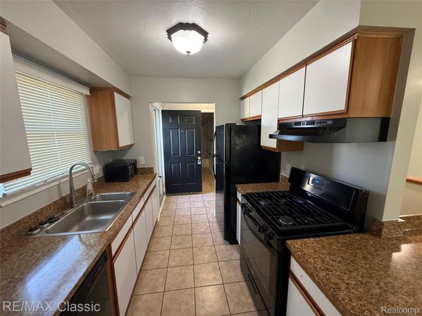2191 N MILFORD Road , Highland Township, Mi 48357