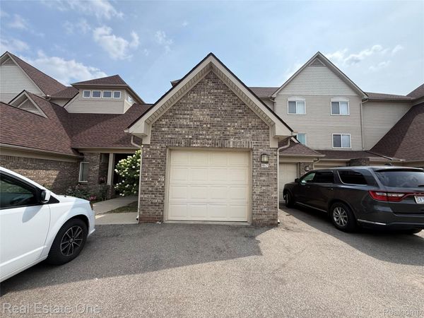 862 Brandon Avenue , Pontiac, Mi 48340