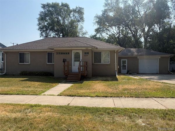21410 Doepfer Road , Warren, Mi 48091