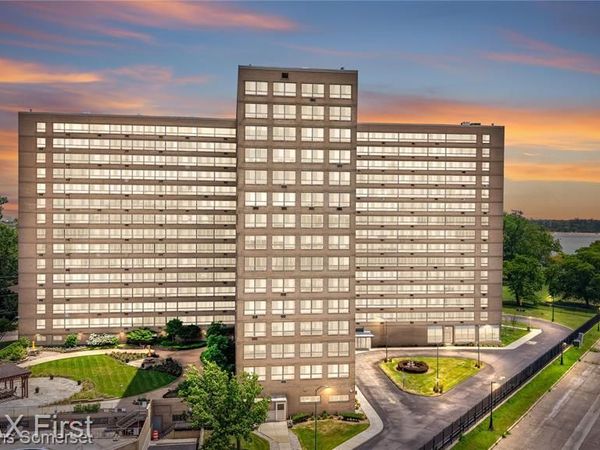 8900 E JEFFERSON Avenue, Unit 1516, Detroit, Mi 48214