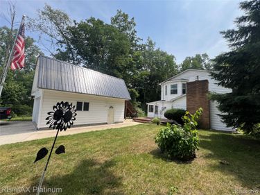 10528 Lake Shore Drive , Tyrone Township, Mi 48430