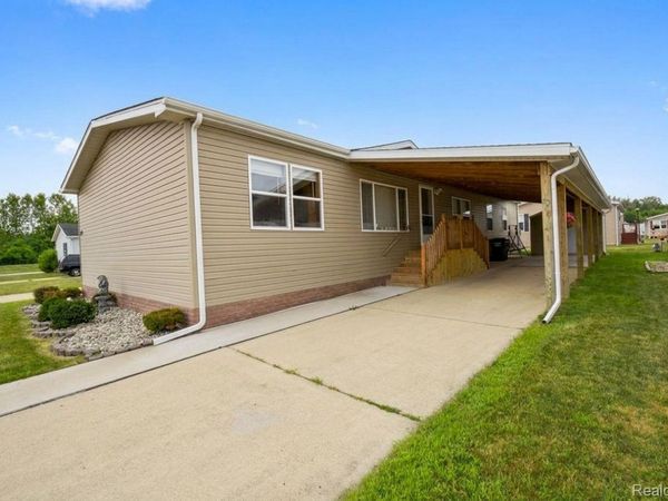 13451 Mapleview Street , Ash Township, Mi 48117