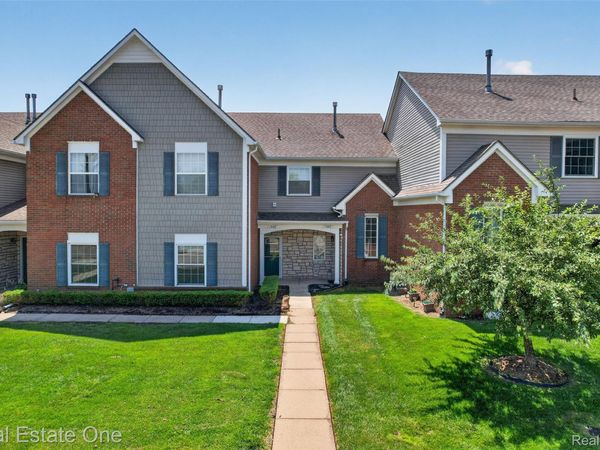 1996 Monarch Drive, Shelby Township, Mi 48316