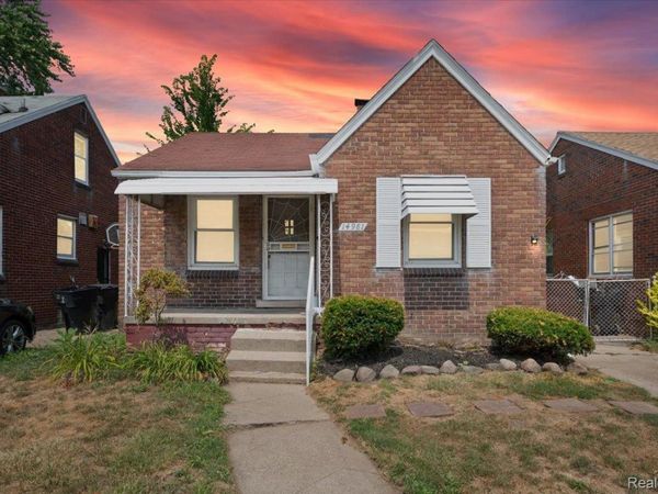 14981 Flanders Street , Detroit, Mi 48205