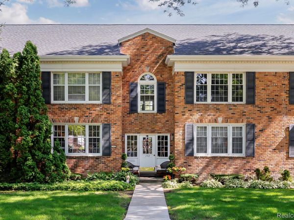 150 Billingsgate Court , Unit D, Bloomfield Hills, Mi 48301