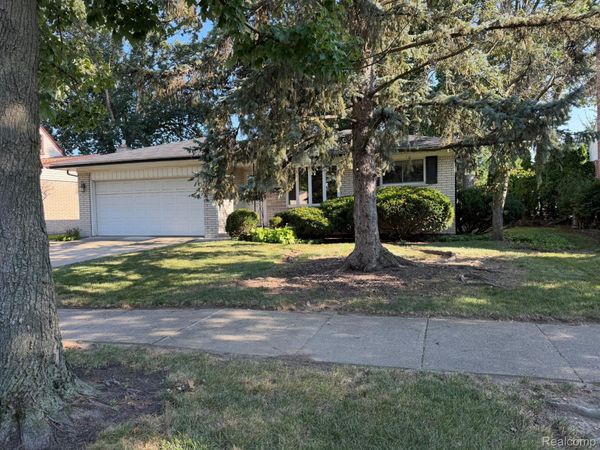 22475 Cranbrook Street , Woodhaven, Mi 48183