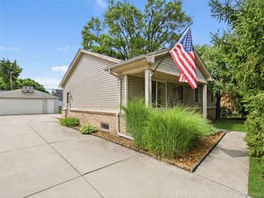 18240 Harman Street, Melvindale, Mi 48122