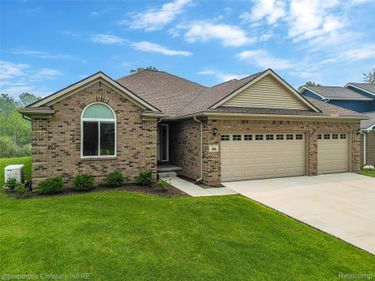 606 6th Street, Fenton, Mi 48430