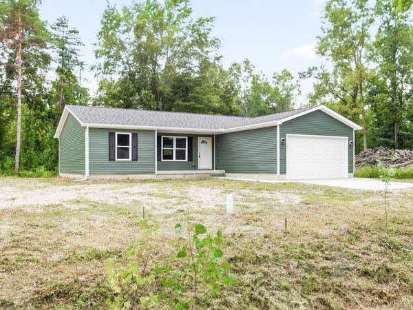 1047 39th Street , Port Huron Township, Mi 48060