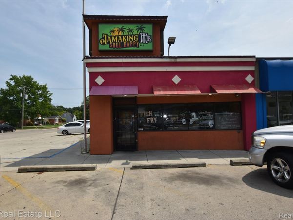 19840 Kelly Road, Harper Woods, Mi 48225