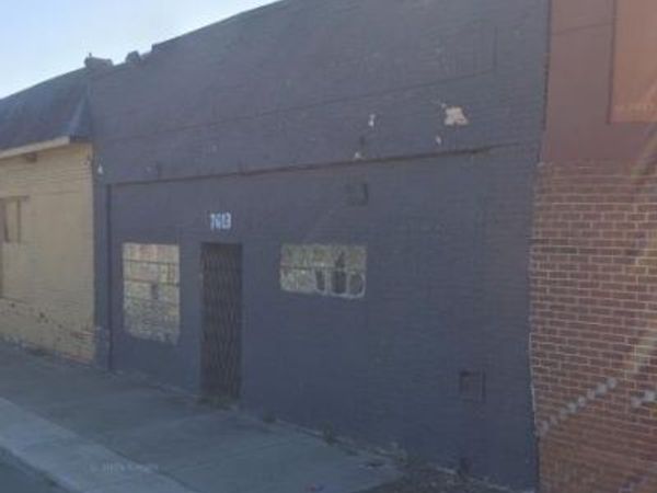 7613 Fenkell Street , Detroit, Mi 48238