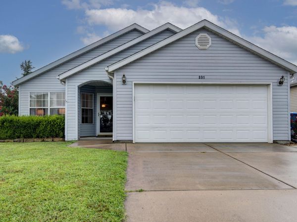 891 S Hickory Lane , Nixa, MO 65714