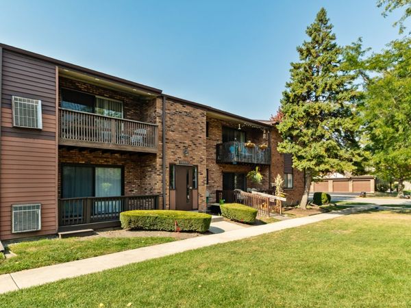 18001 Oak Park Avenue , Unit D, Tinley Park, IL 60477