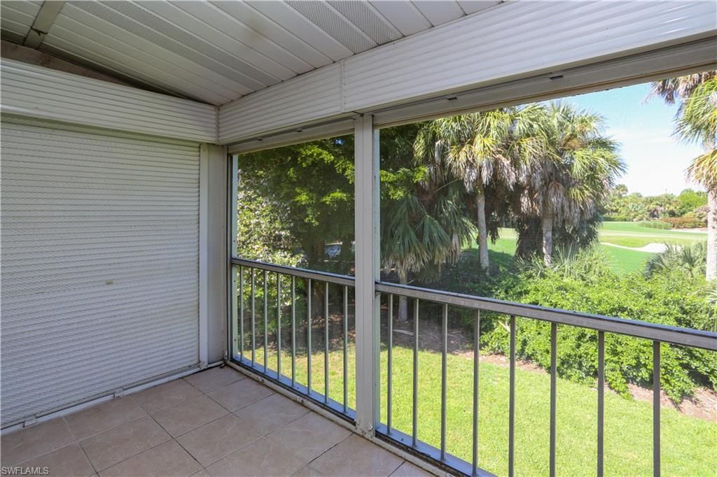 221 Cypress Way E, Unit 201, Naples, FL 34110 Photo