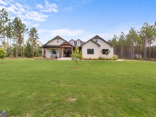 115 E Lake Drive, Statesboro, GA 30458