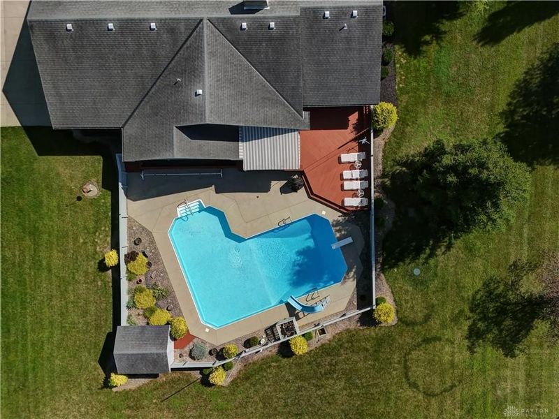 6468 Country Club Drive, Greenville, OH 45331 Photo 8