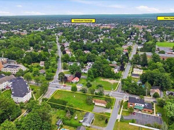 L17.1 West Avenue, Saratoga Springs, NY 12866