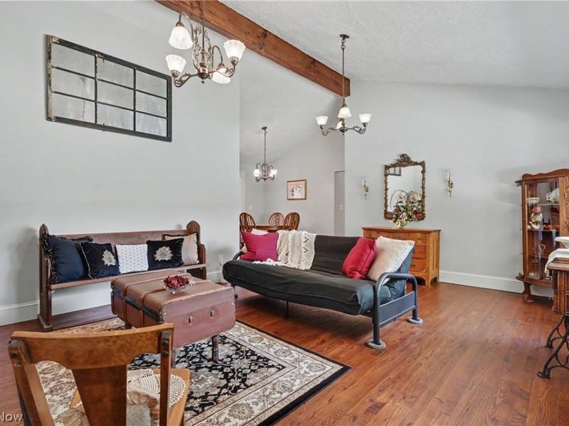 38600 Berkshire Hills Drive, Willoughby Hills, OH 44094 Photo 9