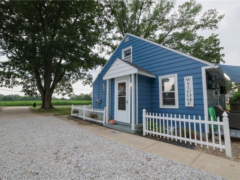 961 Wall Road, Wadsworth, OH 44281 Photo 2