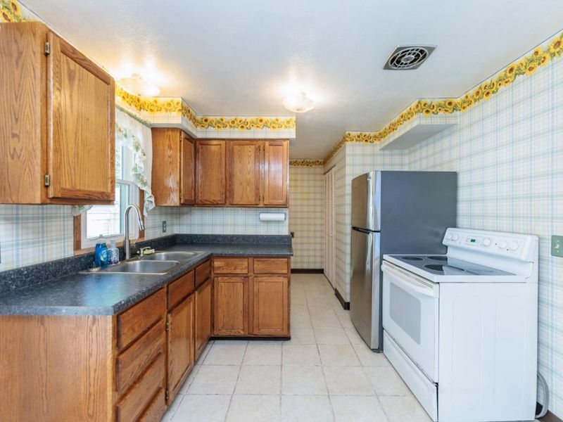582 Highbridge Road, Vermilion, OH 44089 Photo 11