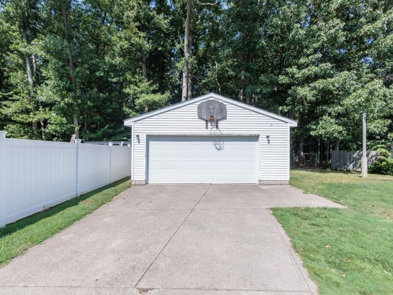 582 Highbridge Road, Vermilion, OH 44089 Photo 33